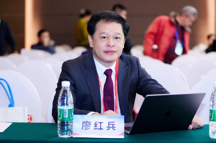 共谋共享 聚力前行 ▏廖红兵经理带队参加国家口腔医学中心2024年联合学术年会 第 2 张