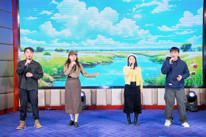 唱响口院 医路奋进——公司成功举办首届“口院好声音”歌唱比赛 第 2 张