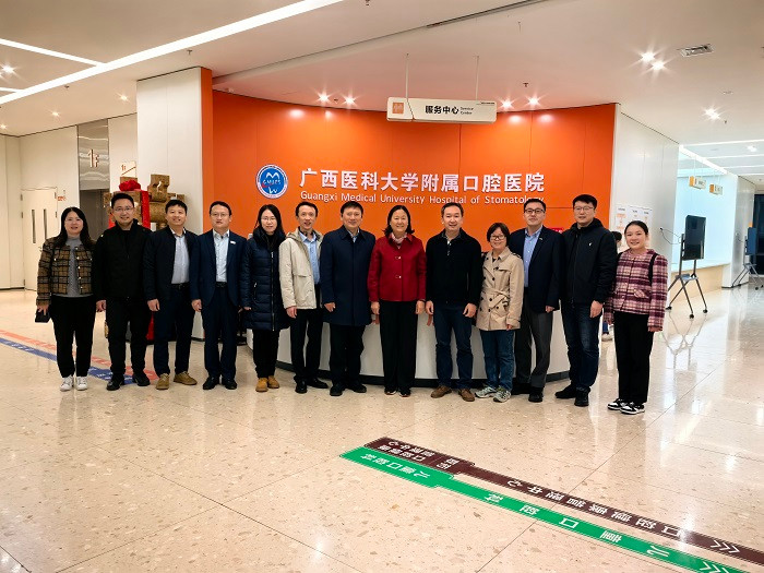 显微根管治疗技术培训班在公司成功举办 第 7 张