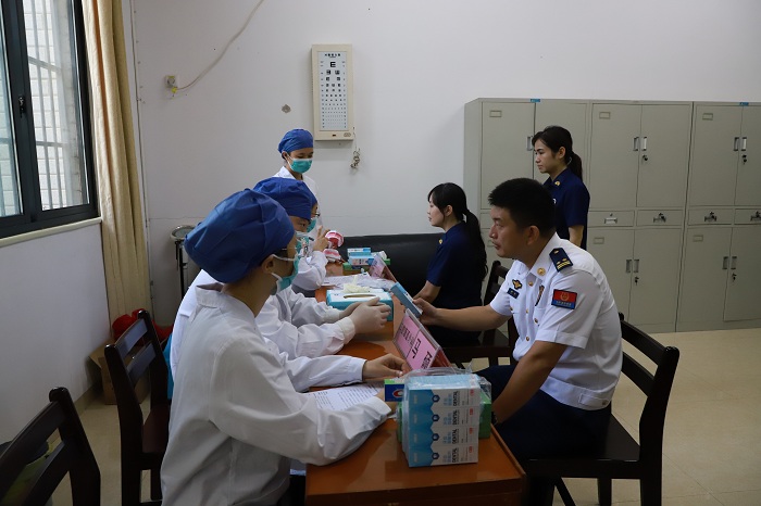 公司专家团队为全区消防指战员开展口腔健康培训 第 5 张