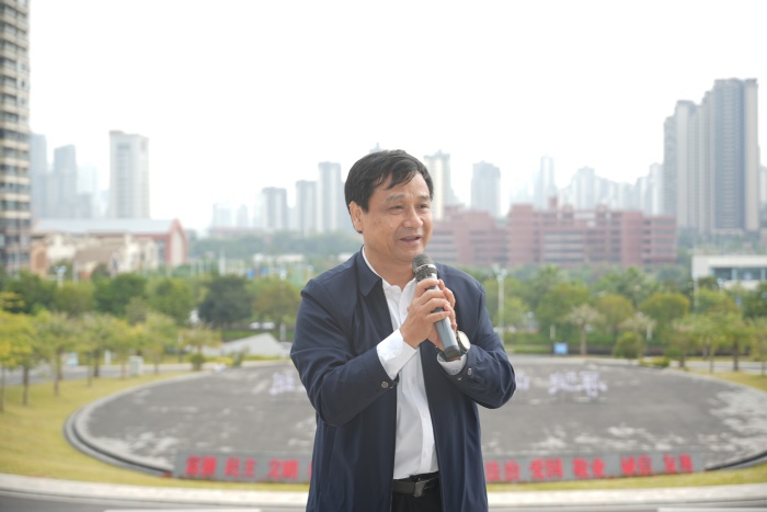 2 党委书记韦锦斌讲话_1.JPG