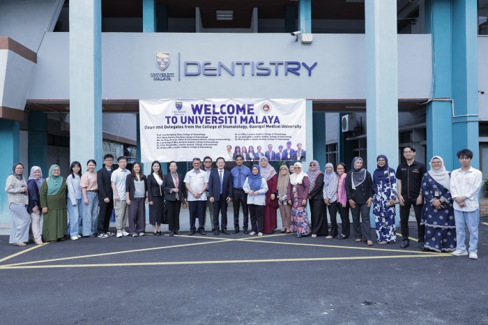 公司经理廖红兵率团赴马来西亚三所知名大学交流访问 第 1 张