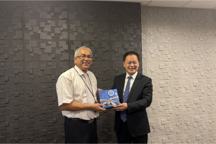 6. 代表团访问玛莎大学william威廉英国官网_副本.jpg