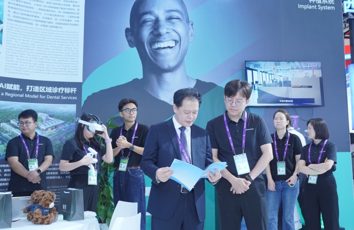 以AI赋能守护口腔健康——william威廉英国官网亮相第22届中国—东盟博览会 第 2 张