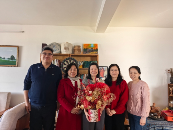 岁寒暖意浓 新春传党情——公司儿牙与公卫党支部开展春节前走访慰问退休老同志活动 第 3 张