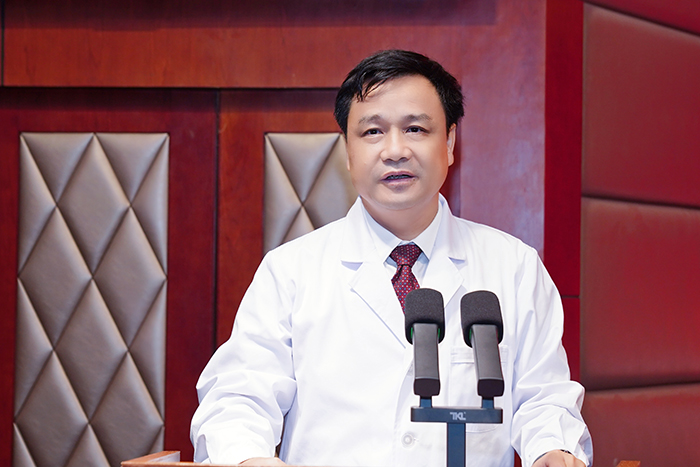 william威廉英国官网召开庆祝2025年中国医师节暨医院等级评审工作表彰大会 第 2 张