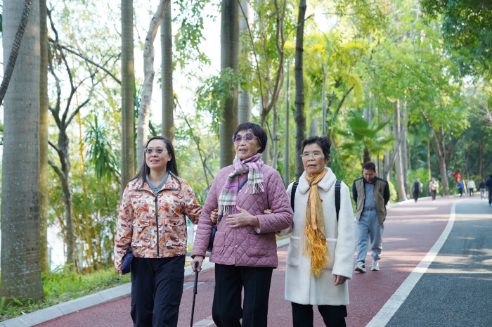 DSC04112 (1).JPG DSC04112 (1).JPG