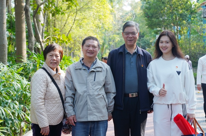 DSC04126 (1).JPG DSC04126 (1).JPG