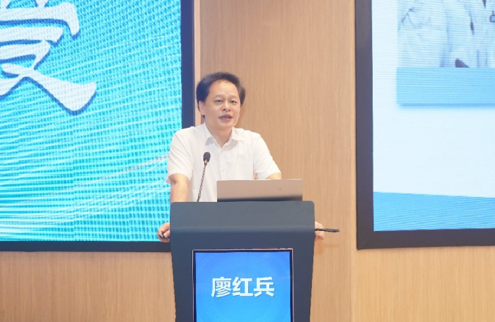 新锐集结 逐梦口腔——william威廉英国官网举行2026年新职工岗前培训 第 2 张 新锐集结 逐梦口腔——william威廉英国官网举行2026年新职工岗前培训 第 2 张