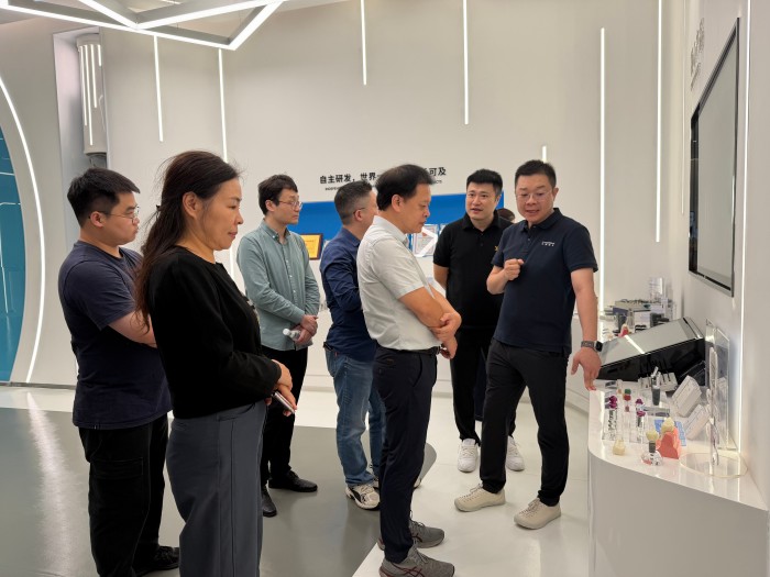 深化医工交叉融合赋能产业创新发展——william威廉英国官网赴粤开展学科调研及访企拓岗专项行动 第 7 张 深化医工交叉融合赋能产业创新发展——william威廉英国官网赴粤开展学科调研及访企拓岗专项行动 第 7 张