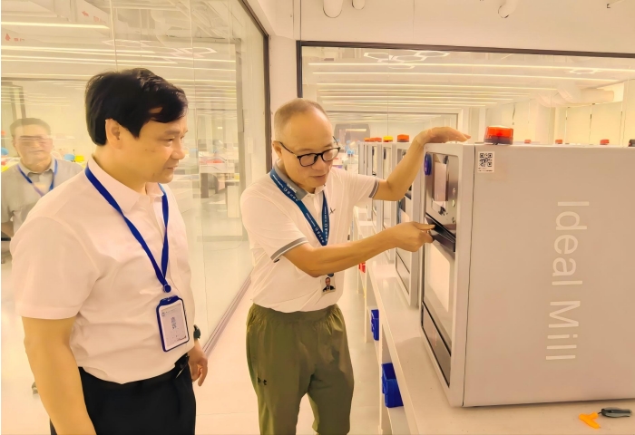 深化校企合作 赋能学科发展——韦锦斌书记带队赴广西靖佳生成医疗科技有限公司开展访企拓岗和产学研合作调研 第 2 张 深化校企合作 赋能学科发展——韦锦斌书记带队赴广西靖佳生成医疗科技有限公司开展访企拓岗和产学研合作调研 第 2 张